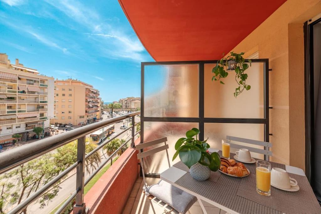Appartement Cosy Au Centre Ville De Menton Extérieur photo